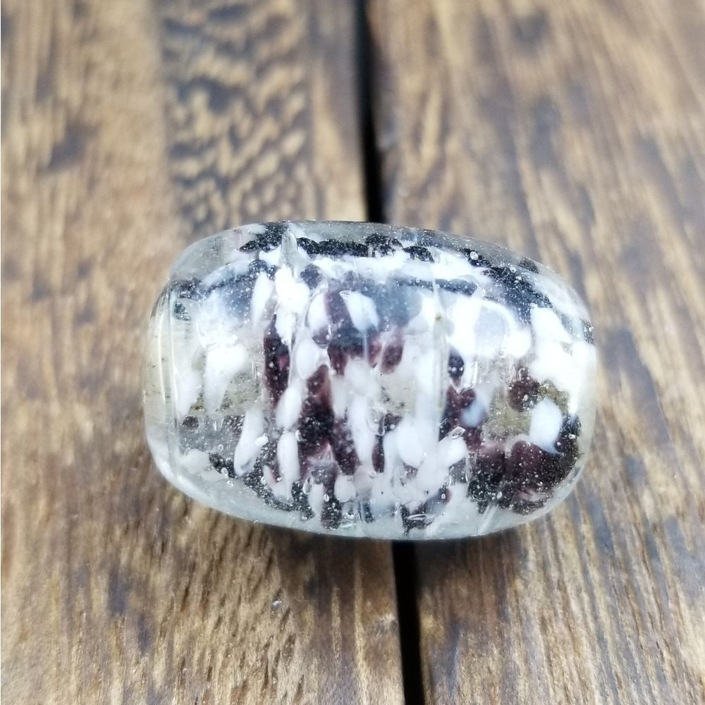Handblown glass cylinder bead P203